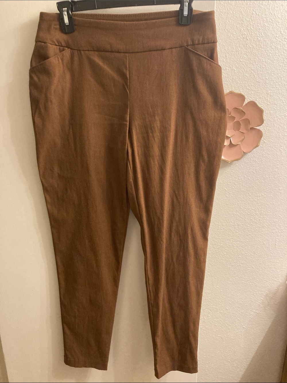 Versona Modern Brown Ponte Pull-On Leggings